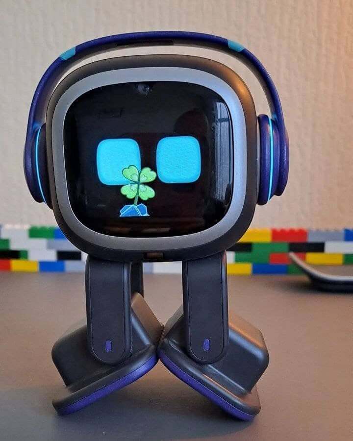 AI Companion Robot with Voice Assistant 🤖